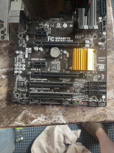 i5 4570 and Gigabyte H97 Motherboard