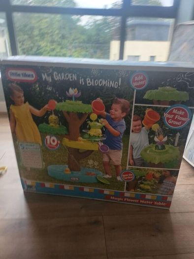 Flower table toy