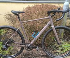 Gravel bike size L like new
