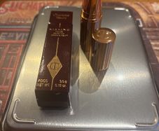 Charlotte Tilbury K.I.S.S.I.N.G Stoned Rose
