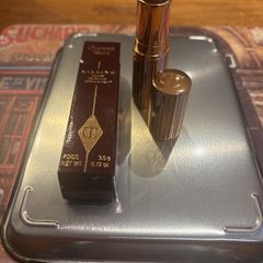 Charlotte Tilbury K.I.S.S.I.N.G Stoned Rose