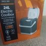 Halfords 24l electric cool box Image 2