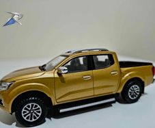 2015 Nissan Navara/Frontier 1:43 Diecast Model