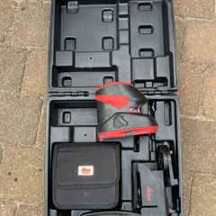 Leica Lino L2 Cross Line Laser Level Red