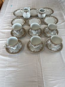 Noritake Ireland porcelain in the Morning Jewel pattern.