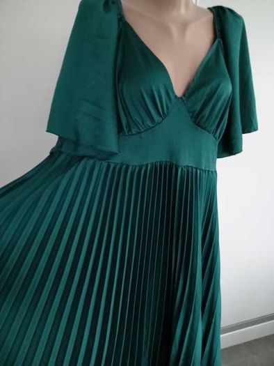 Dress size 18