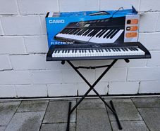 Casio Electric keyboard