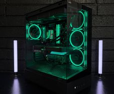 High End Gaming PC | RTX 5070 ti 16GB / Ryzen 9800x3d / DDR5