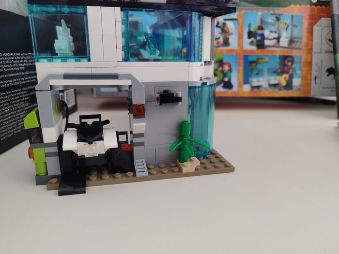 Lego 76949
