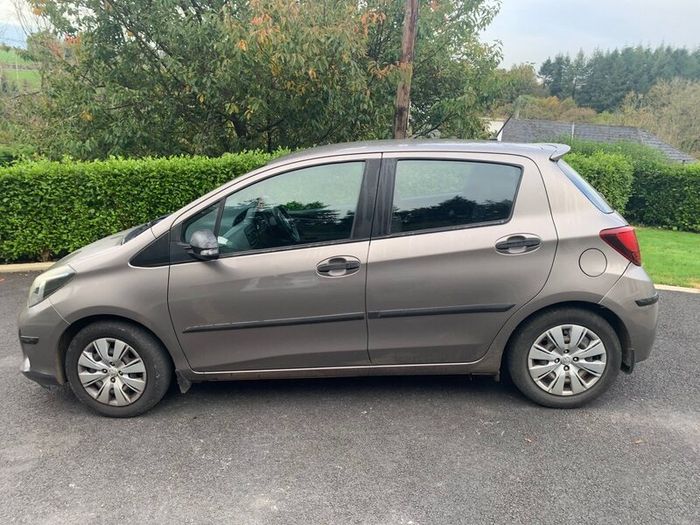 Toyota Yaris 2015