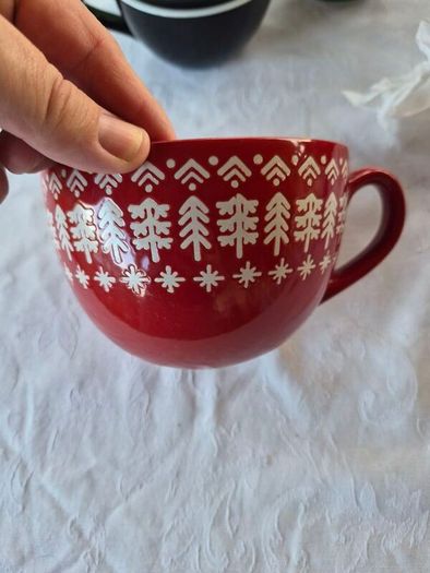 3 Nordic Tree Christmas Mugs / Soup Bowls