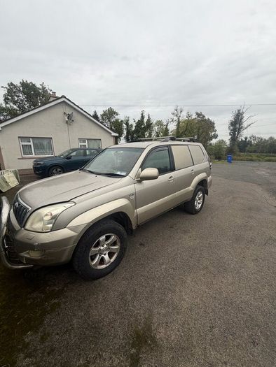 Toyota landcruiser 04