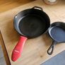 Cast iron skillet Image 2