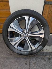Nissan Leaf Spare Alloy and Tyre