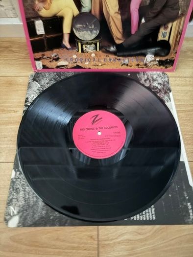 Kid Creole & The Coconuts - Tropical Gangsters [Vinyl]