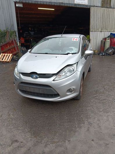 Breaking ford fiesta 2012 1.25