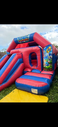 Bouncy Castles Party Machines