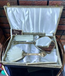 Vintage "Delina" Vanity Set