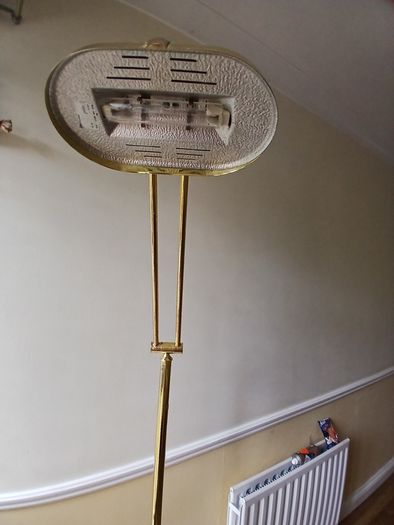 Tall Lamp adjustible intensity/height