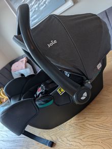 Joie i-snug 2 and Joie 360 isofix base