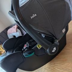 Joie i-snug 2 and Joie 360 isofix base
