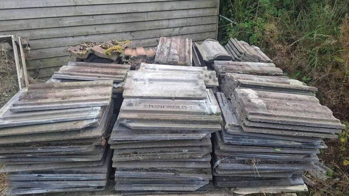 roof tiles on pallet