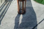2 outdoor garden lights