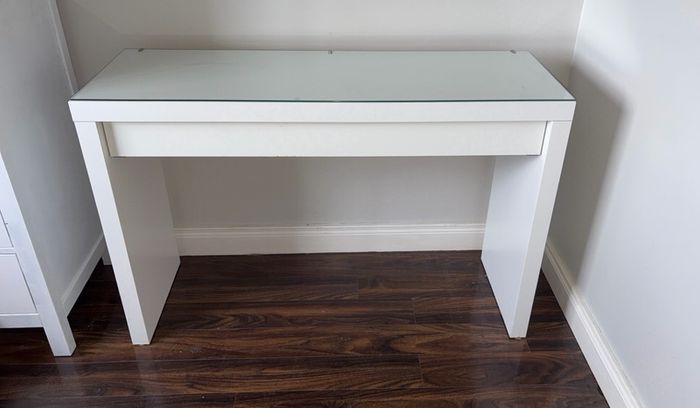 malm dressing table