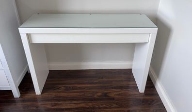 malm dressing table