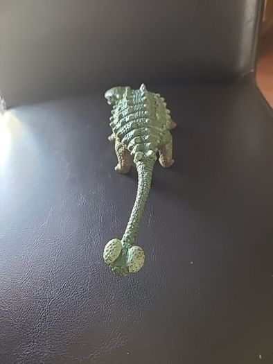 Euoplocephalus Toy Dinosaur Animal Figure
