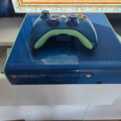 Xbox 360E Blue Call of Duty Edition