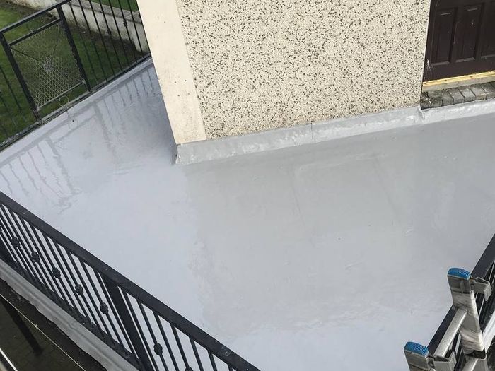 Flat Roof Repair Kits- Liquid Rubber LAVA20