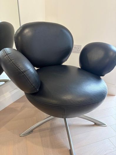 Original BO Concept Swivel Chair