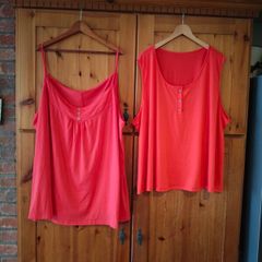 Ladies New summer tops, New never worn.