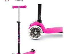Micro maxi girls scooter