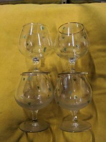 VINTAGE Shamrock,gold trimmed Brandy glasses set of 4.