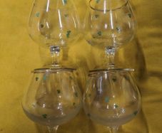 VINTAGE Shamrock,gold trimmed Brandy glasses set of 4.