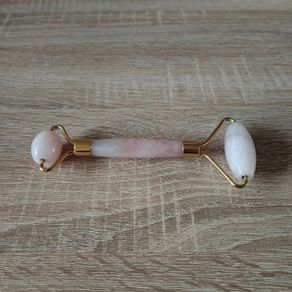 NEW Rose Quartz Facial Roller