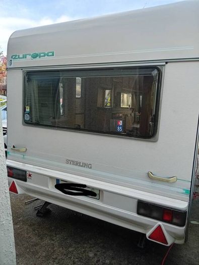 5 Bert Caravan