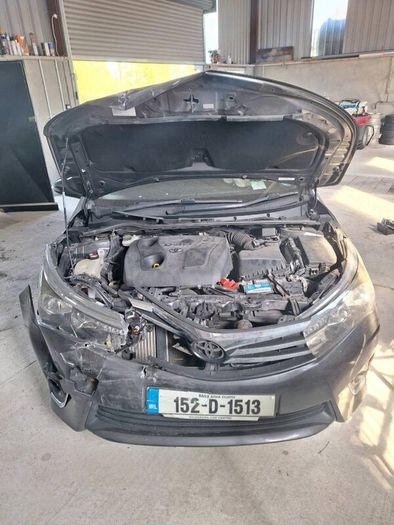 2015 Toyota corolla for breaking