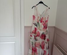 womans dress