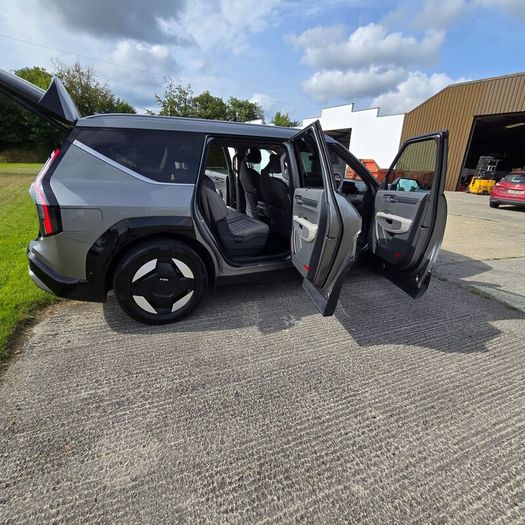 Kia EV9  Earth 2024