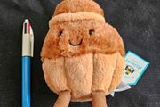 Jellycat Amuseables Brigitte Brioche