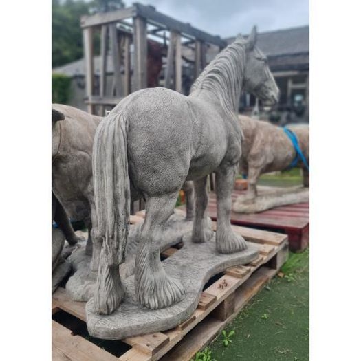 Standing Horse Statue GL LA018
