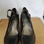Ladies footwear Image 5
