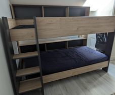 Kids bunk bed
