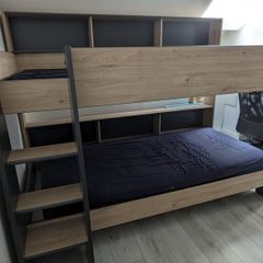 Kids bunk bed