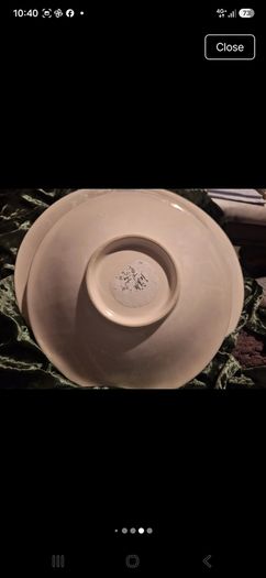Large Serving dish /2 smaller ones
