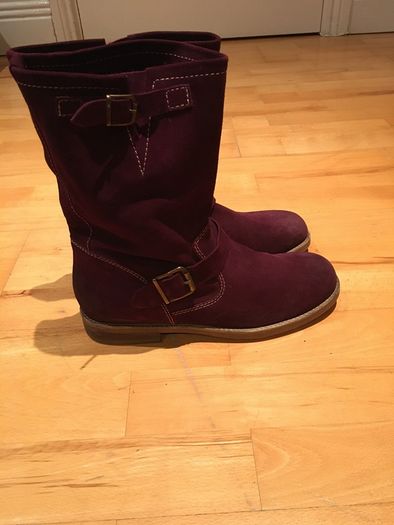 Beautiful Firenze Suede Boots size EU-41, UK-7