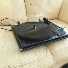 Revolver 2 Speed Turntable